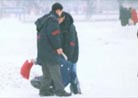 Published on 1/18/2001 照片由于下雪光线不足，不太鲜艳。