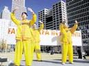 Practitioners Hold Group Practice to Celebrate Falun Dafa Day on December 13, 2000