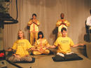 Published on 5/7/2002 On Thursday,May 2,2002,the Florida Tampa Bay Community Network hosted a one-hour special interview with local Falun Gong practitioners.
