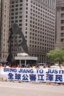 More than a Thousand Falun Gong Practitioners  Stage a 'Falun Dafa is great' Parade in Chicago Chinatown-2004-5-22