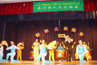 Published on 3/11/2006 康州新年演出　法轮纷飞舞剧感人（图）