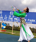 Friends of Falun Gong in Canada holds an annual fall fair at Milliken Park in Toronto: Fan dance [September 24, 2006]