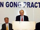 Published on 11/14/2004 On 11/12/04, Vancouver Falun Dafa practitioners held a press conference and formally filed a request with the Canadian Chief Prosecutor to sue five Chinese Communist Officials, including Jiang Zemin, Luo Gan, Liu Jing, Zhou Yongkang and Li Lanqing based on Canada&rsquo;s Crimes against Humanity and War Crimes Act.