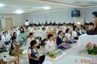Published on 11/6/2004 From November 1 to 4, 2004, about 50 inspectors of Taiwan&rsquo;s Medium and Small Bank Inspection Office came to the dining hall to learn Falun Gong.