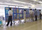 法轮功学员在香港大学举办法轮大法图片及资料展览 2000-07-27--08-02