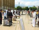 法国法轮功学员在人权广场揭露江氏集团酷刑迫害法轮功学员的罪行 2004-07-17