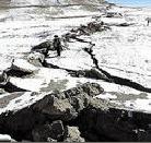 Published on 11/18/2001 On November 14, 2001, an earthquake of 8.1 magnitude occurred in Kunlun Mountain (36.2 N, 90.9 E), at the border between Xinjiang and Qinghai. There were many cracks on the Qinghai-Tibet Highway (state highway 109). A big crack appeared on Kunlun Mountain. The railroad from Golmud City to Lhasa City under construction was damaged.