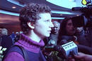 Published on 2/19/2002 Westerner Falun Gong practitioners returned from appealing in Beijing and talked about their expreiences at the Vancouver Airport. 
