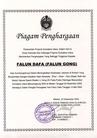 On December 22, 2002 Indonesia Dafa Practitioners Demonstrate Falun Gong exercises at National Sports Day and receive an award from the head of the Youth and Sport Department.