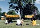 Published on 5/13/2000 Columbia celebrates 1st World Falun Dafa Day